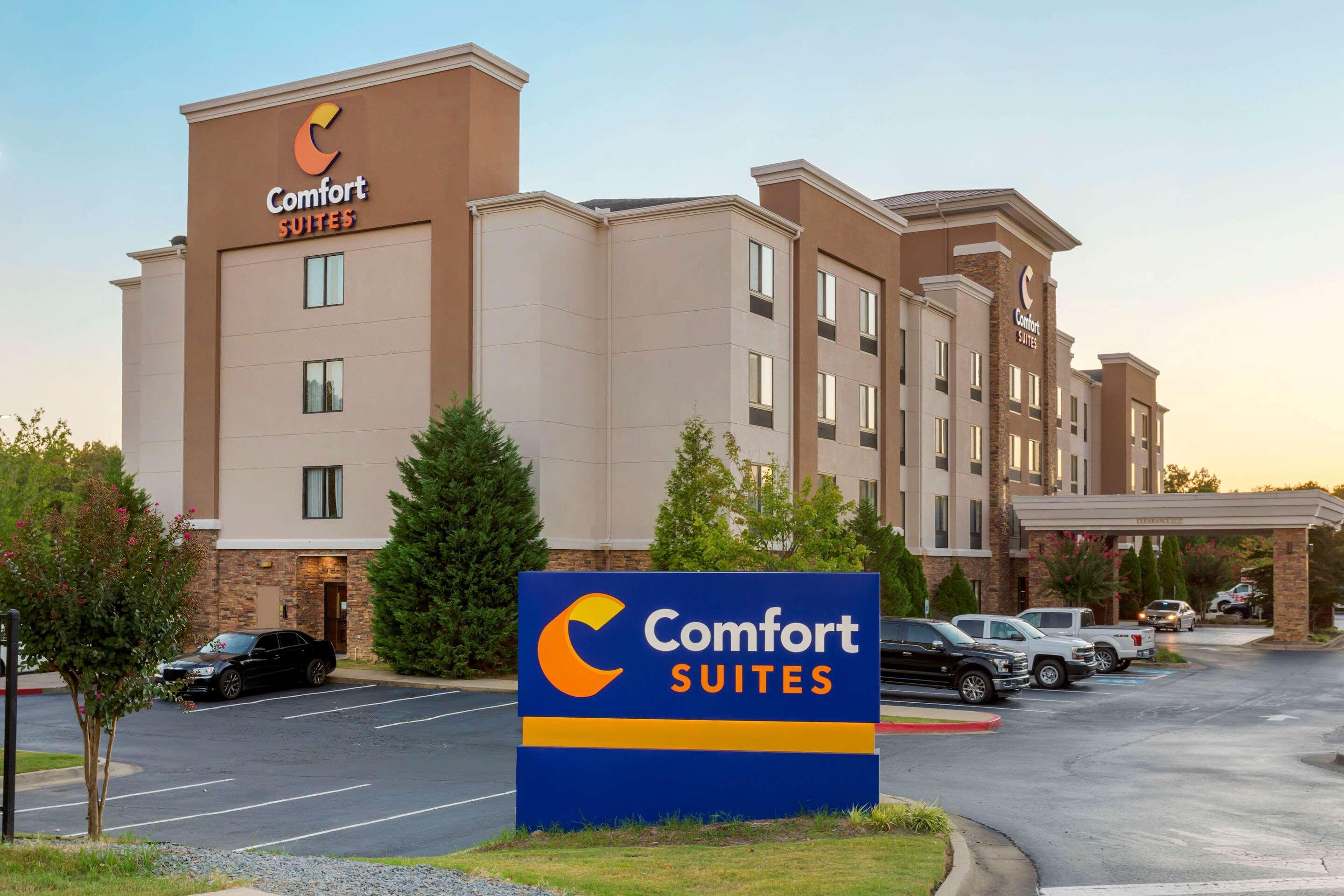 Comfort Suites Little Rock Exterior photo